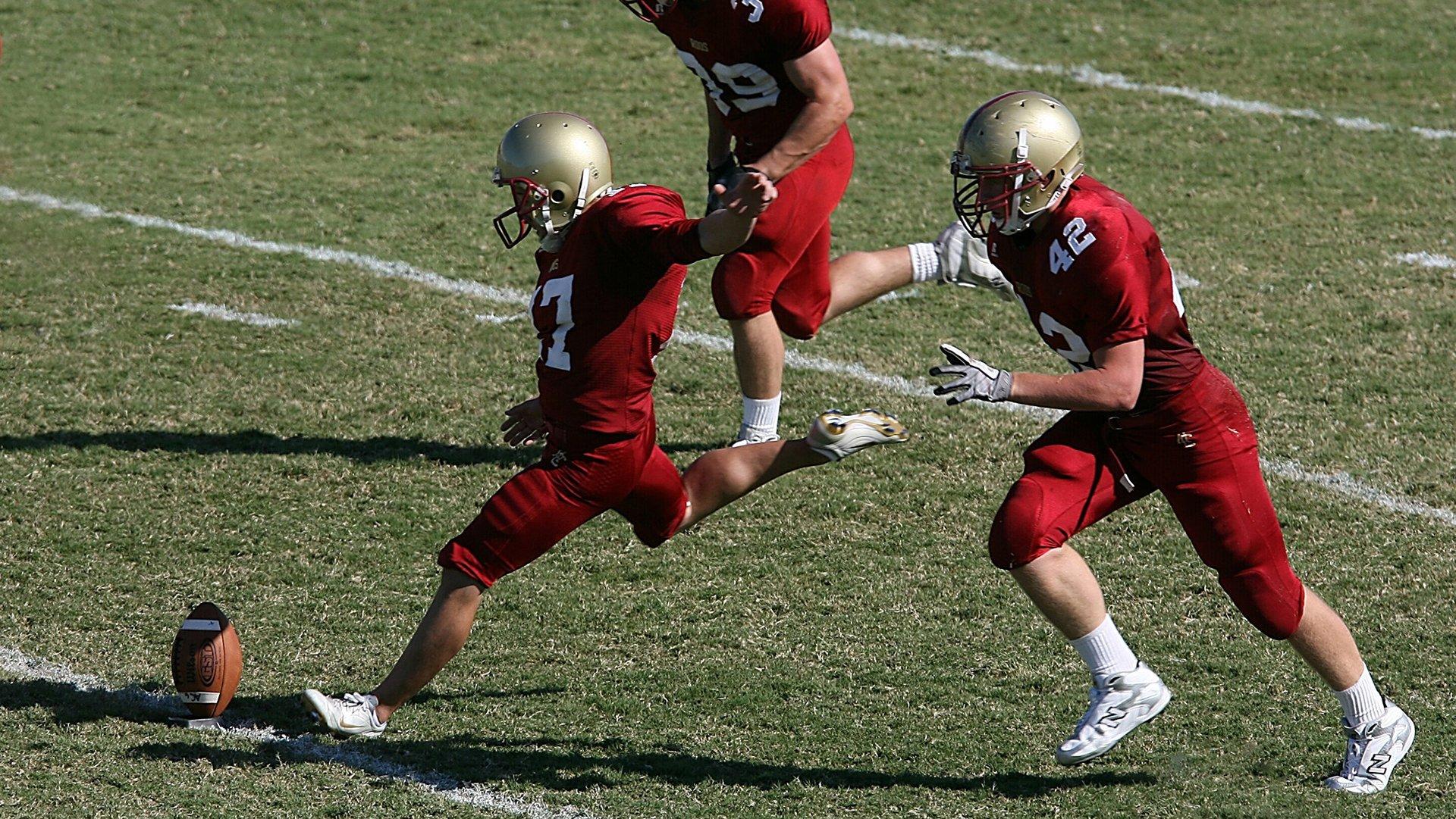 太阳队或将与克里斯·保罗分道扬镳？双方正积极探讨交易及其他选项