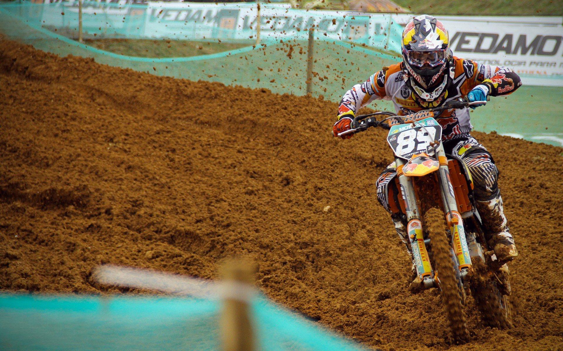 张玉宁胡靖航合造六球！国奥8-0血洗菲律宾